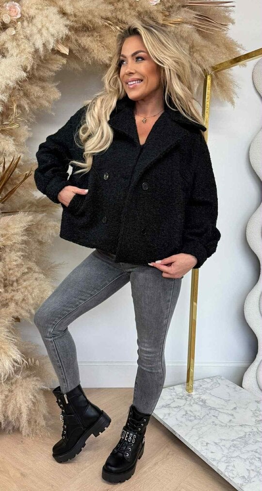 NINE TEDDY COAT BLACK