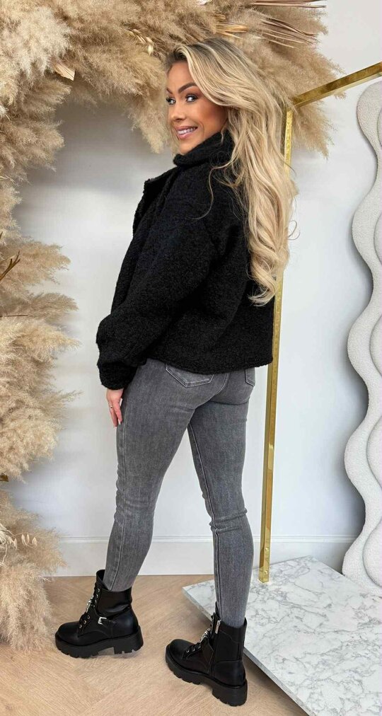 NINE TEDDY COAT BLACK
