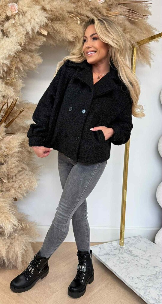 NINE TEDDY COAT BLACK