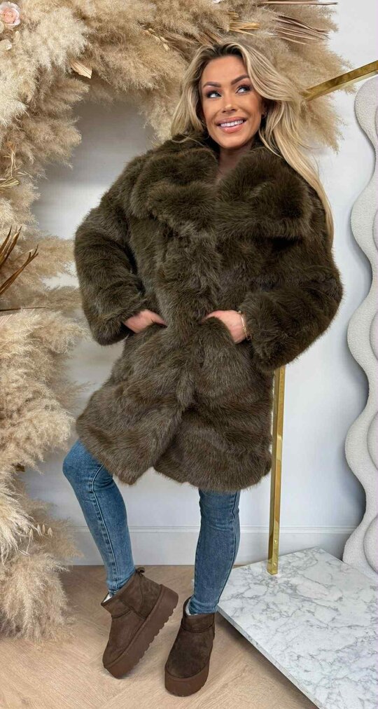 SISSY FAKE FUR COAT 282 CHOCO