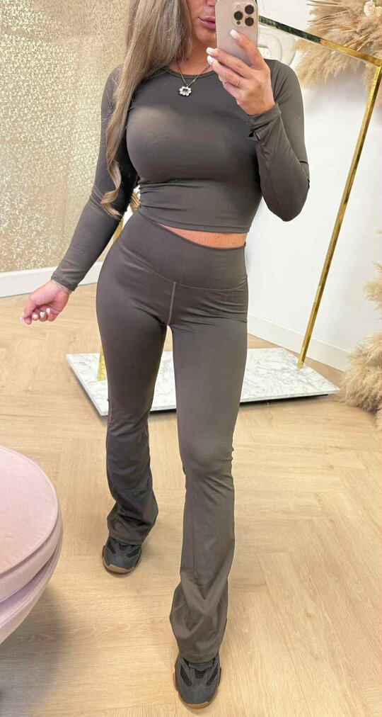 STRETCHY MUSTHAVE SET 3359 CHOCO