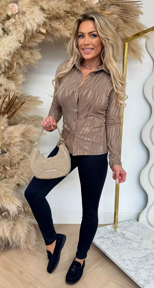 BY SWAN PRINT BLOUSE 8501 CAMEL