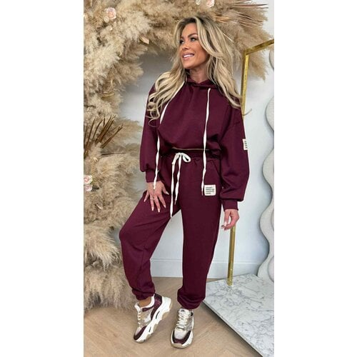 TEKST HOODIE SET BORDEAUX TEKST HOODIE SET BORDEAUX