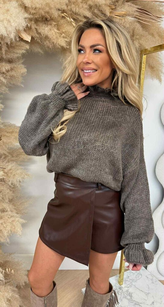 RUFFLE BASIC SWEAT TAUPE *L*