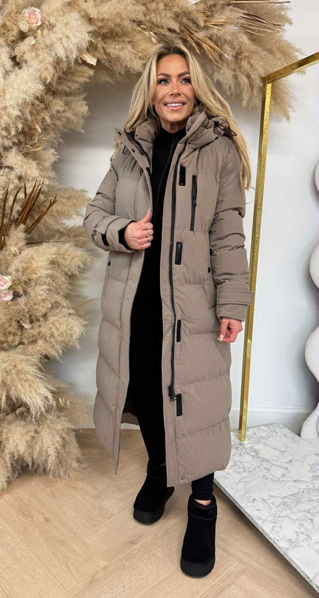 FAVORITE WINTERJACKET LONG 7557 TAUPE