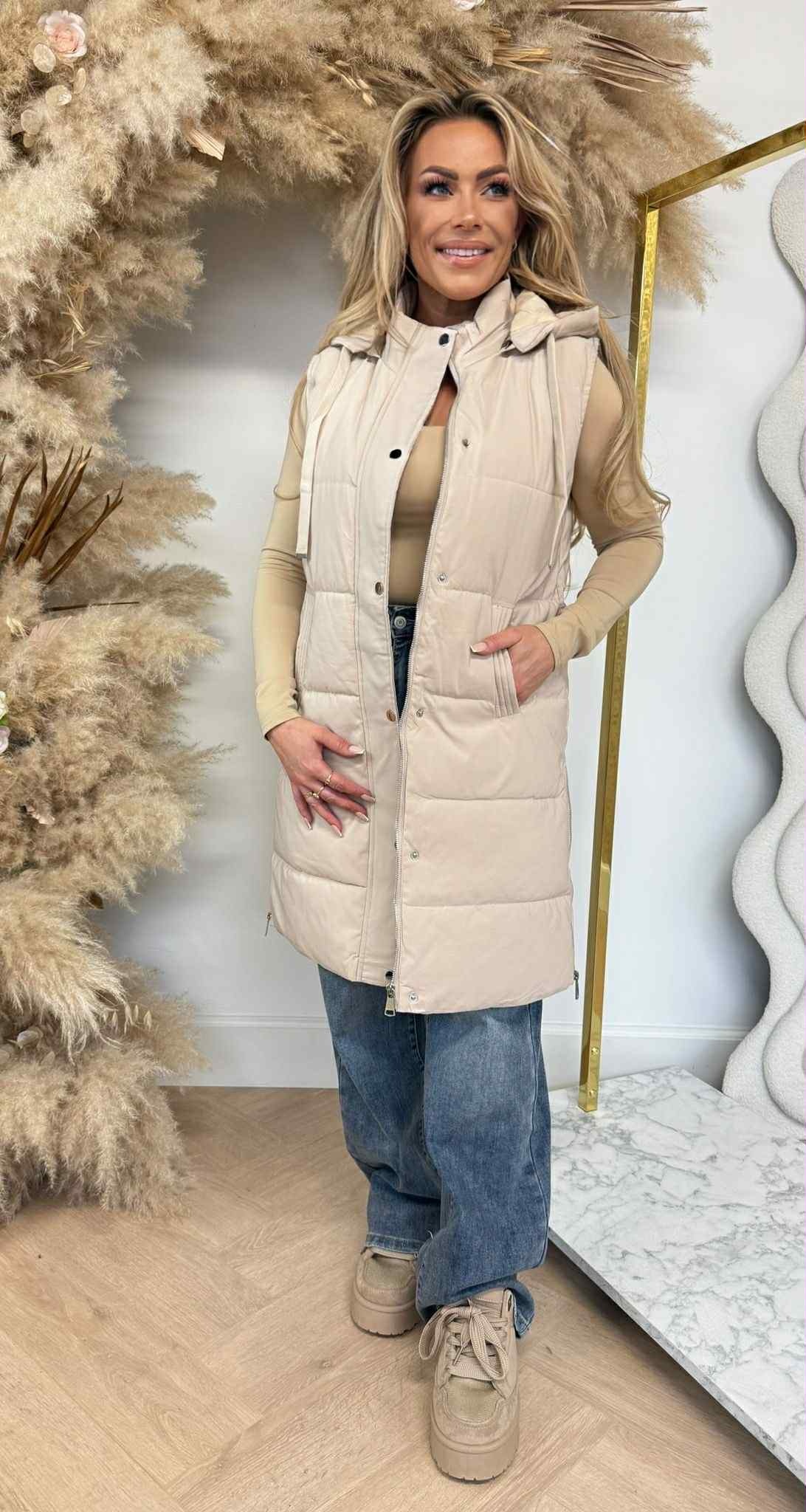 CISSY LONG BODYWARMER 8852 BEIGE