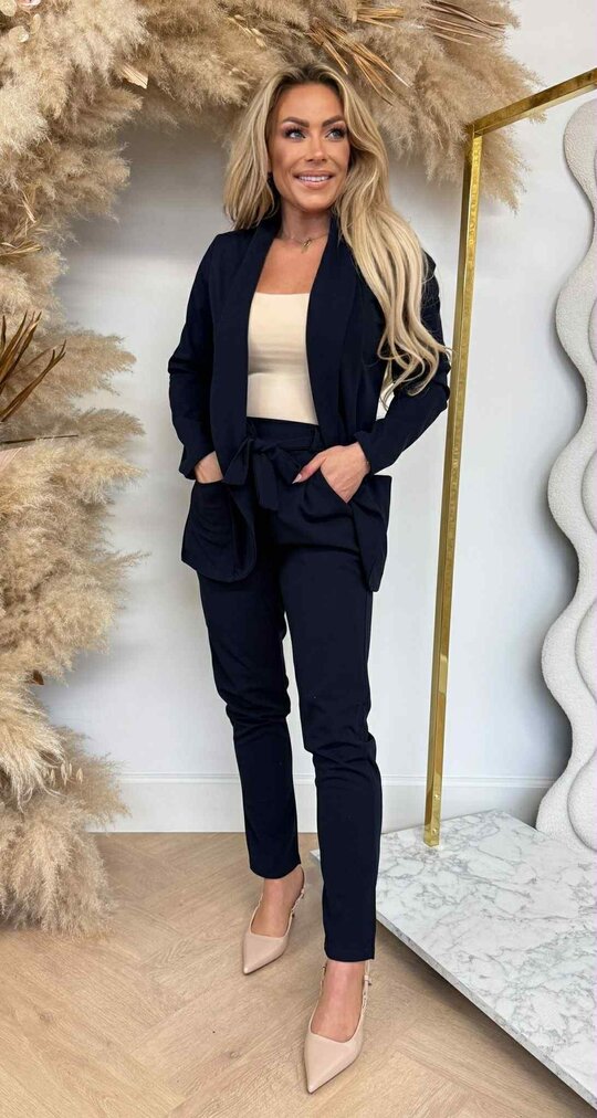 CLASSY SUIT NAVY