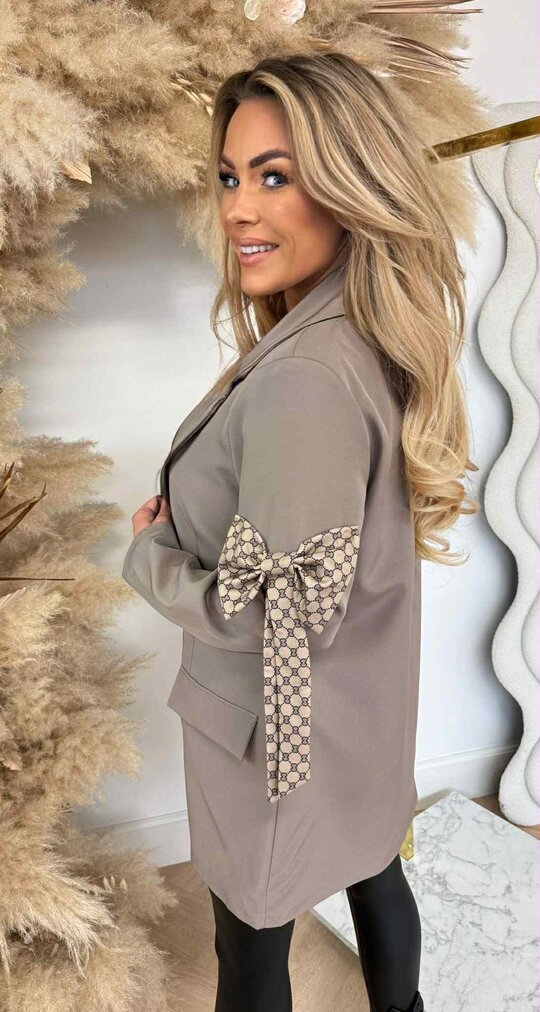 INSPIRED BOW BLAZER TAUPE