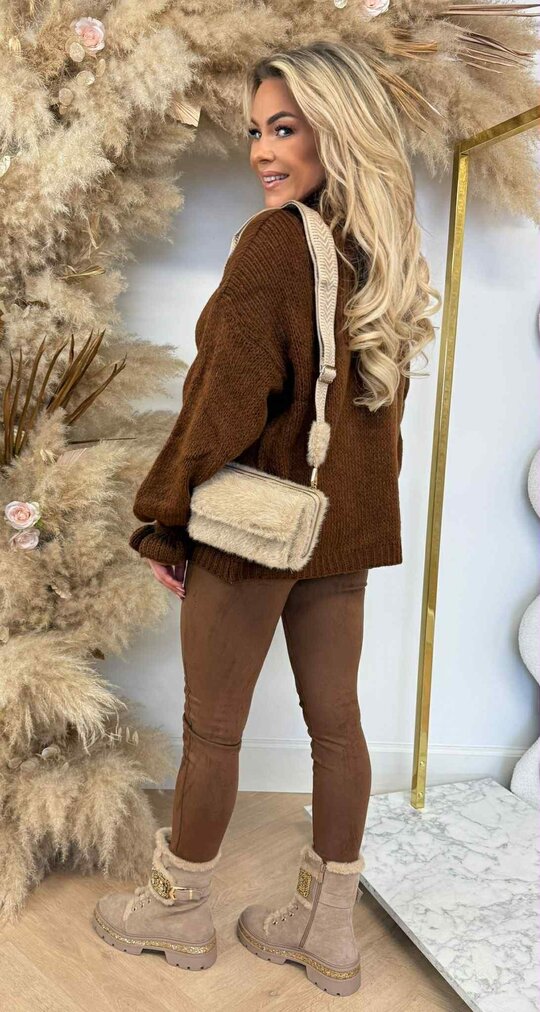 RUFFLE BASIC SWEAT CHOCO *L* RUFFLE BASIC SWEAT CHOCO *L*