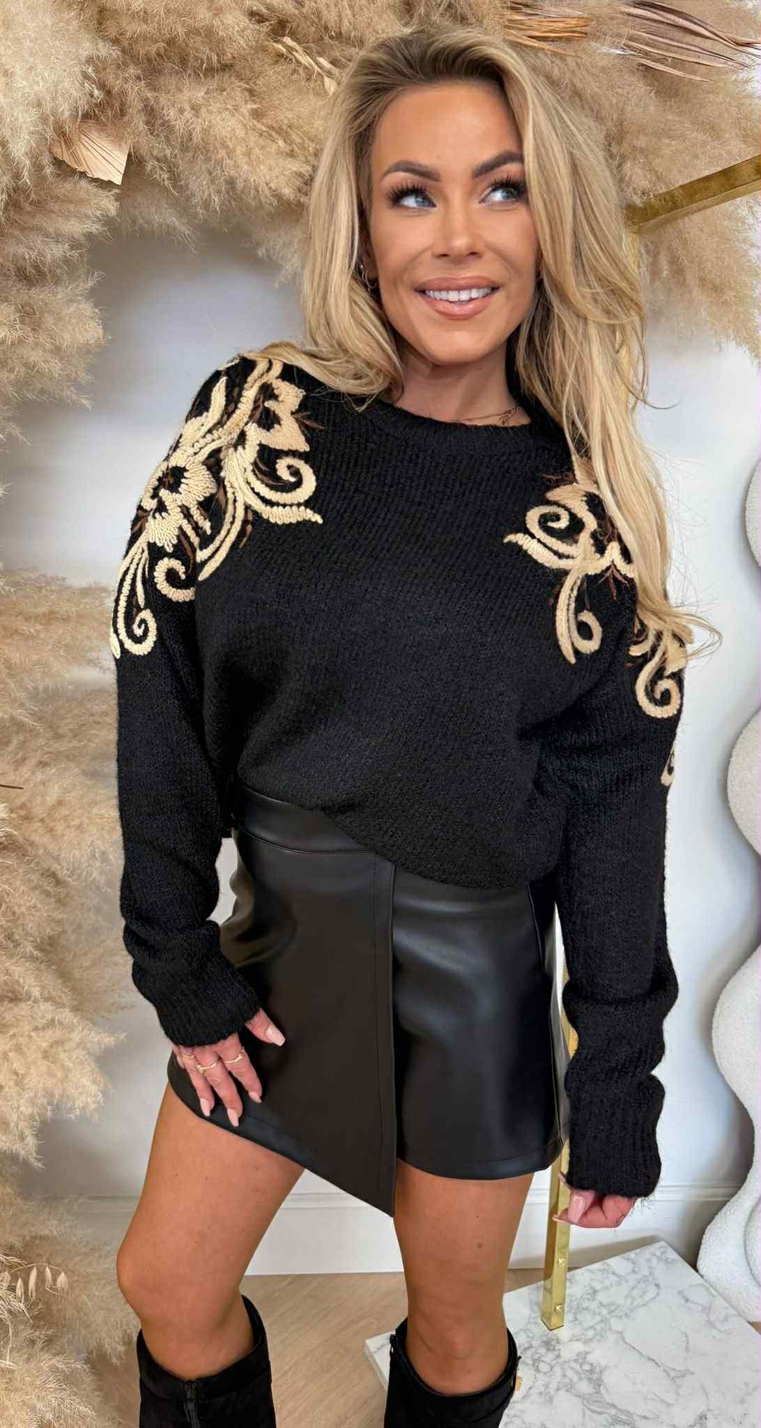 EMBROIDERY SWEAT 8531 BLACK
