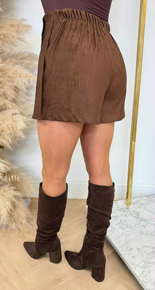 LOVIKA SUEDINE OMSLAG SKORT CAMEL LOVIKA SUEDINE OMSLAG SKORT CAMEL