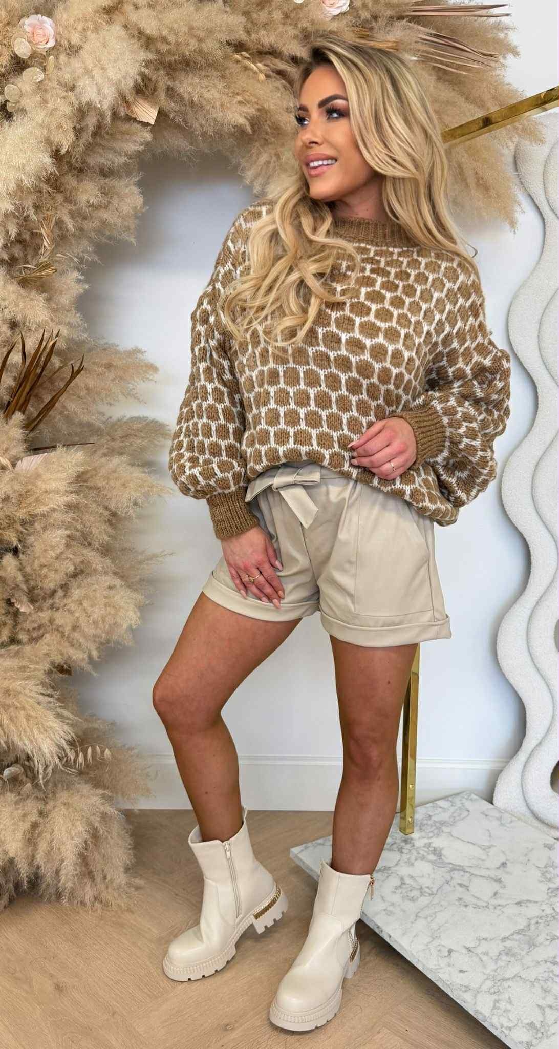 CLOUD NINE SWEATER TAUPE CLOUD NINE SWEATER TAUPE