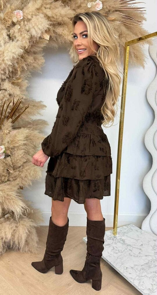 NAOMI RUFFLE DRESS 5246 CHOCO