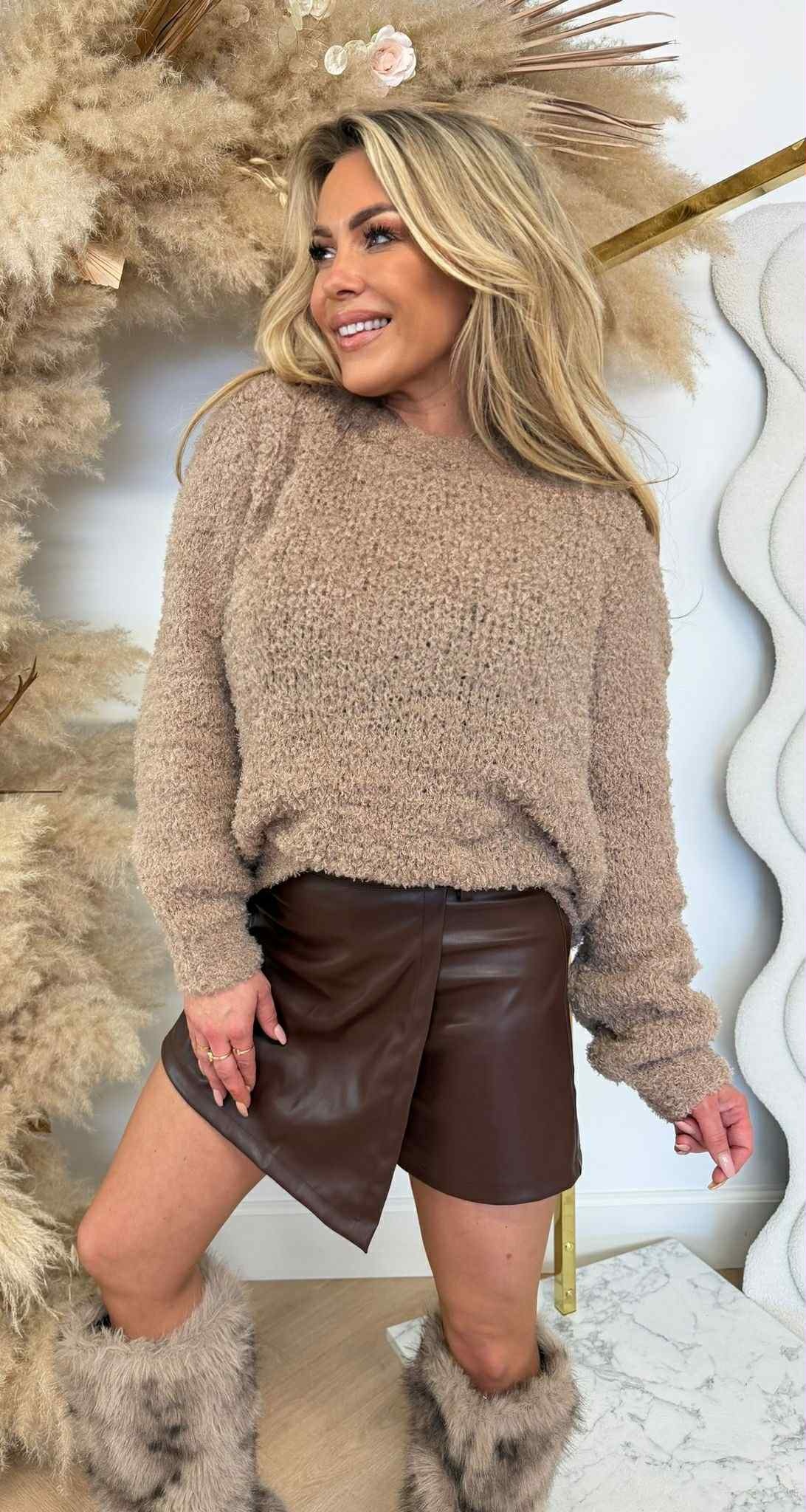 FLUFFY TEDDY SWEAT SAND