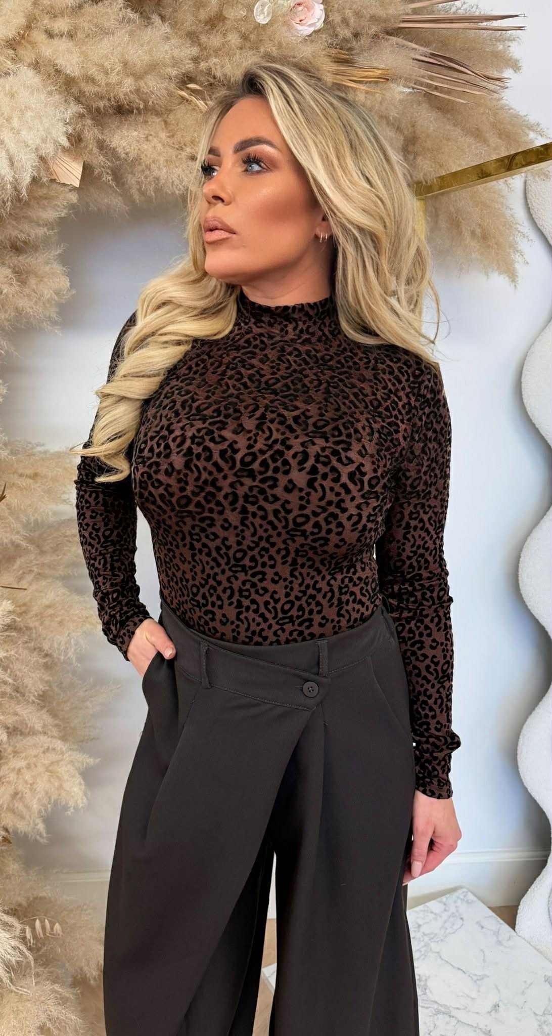 BY SWAN LEOPARD VELVET TOP 10007 COFEE BY SWAN LEOPARD VELVET TOP 10007 COFEE