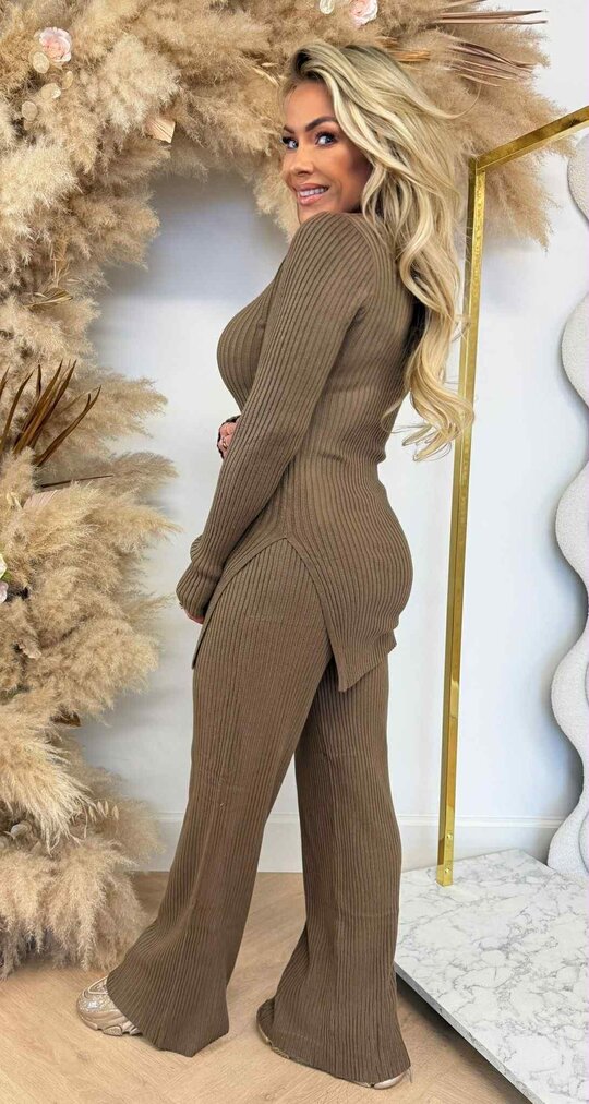 RIB COMFY SET NEW 5745 BROWN