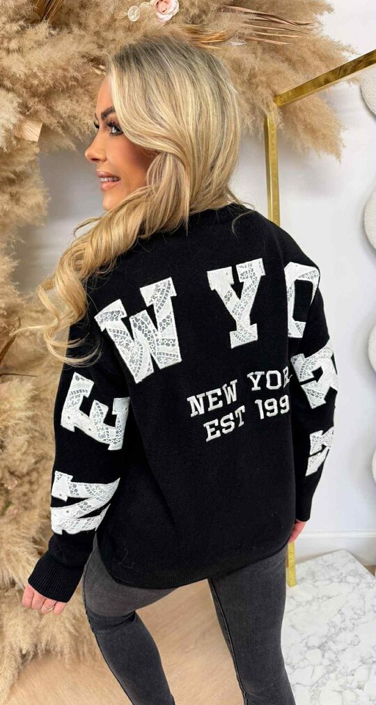 NEW YORK LACE TEKST SWEAT 7825 BLACK NEW YORK LACE TEKST SWEAT 7825 BLACK