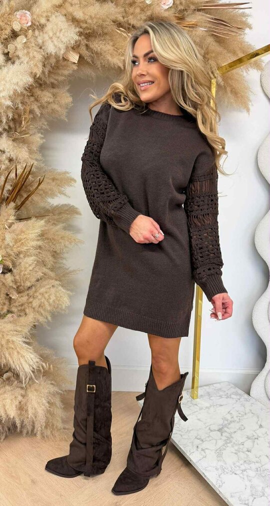 GIRLY PATROON SLEEVE DRESS 6532 CHOCO GIRLY PATROON SLEEVE DRESS 6532 CHOCO