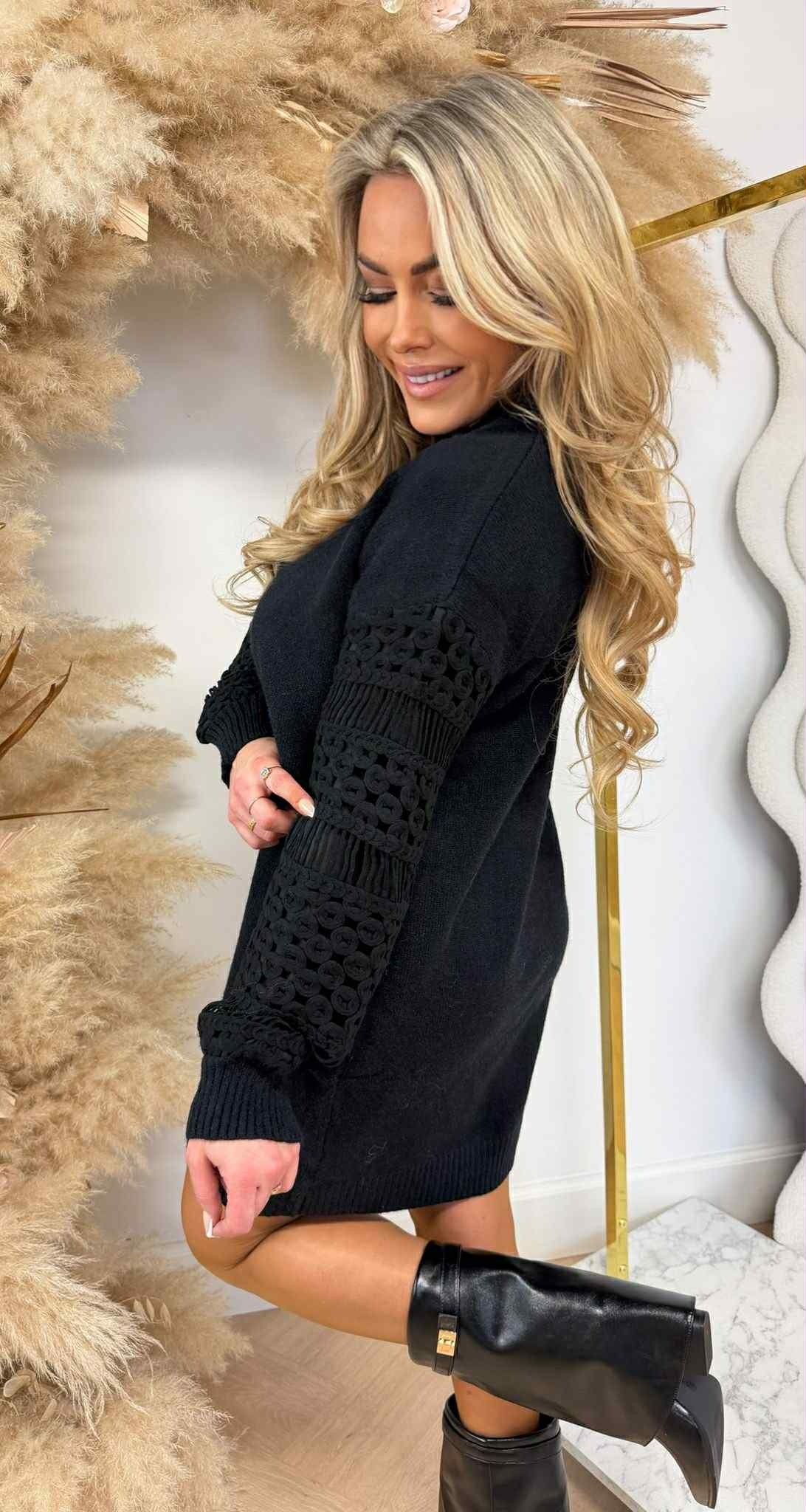 GIRLY PATROON SLEEVE DRESS 6532 BLACK