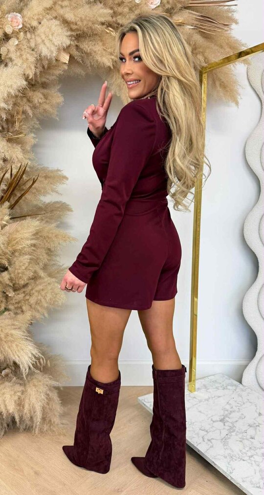 SEQUIN CHIQUE PLAYSUIT BURGUNDY SEQUIN CHIQUE PLAYSUIT BURGUNDY