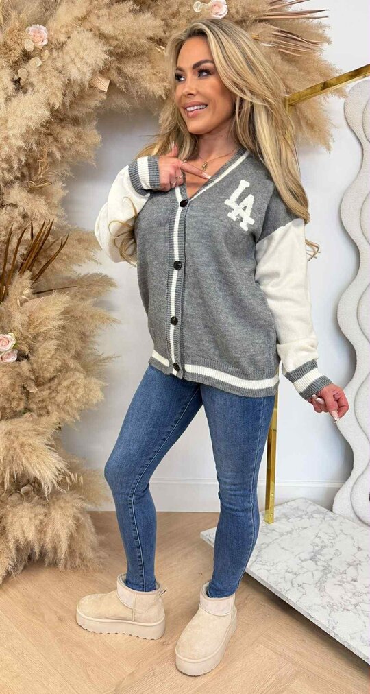 LA KNITTED VEST/SWEAT 230803 GREY LA KNITTED VEST/SWEAT 230803 GREY