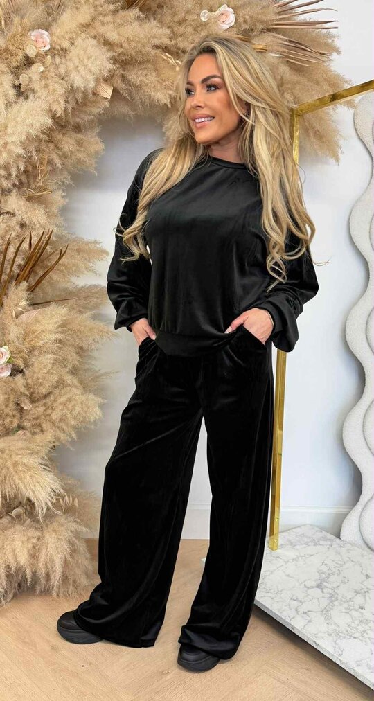 VELVET COMFY SET BLACK VELVET COMFY SET BLACK