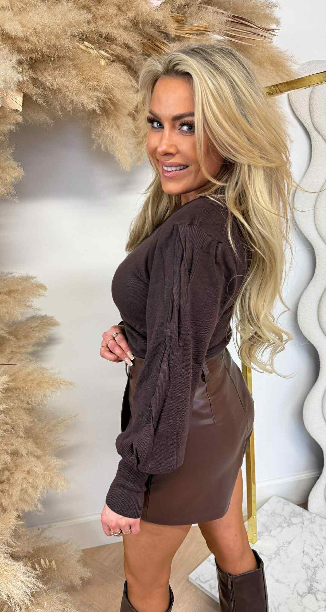 ASYM SLEEVE TOP 7155 CHOCO ASYM SLEEVE TOP 7155 CHOCO