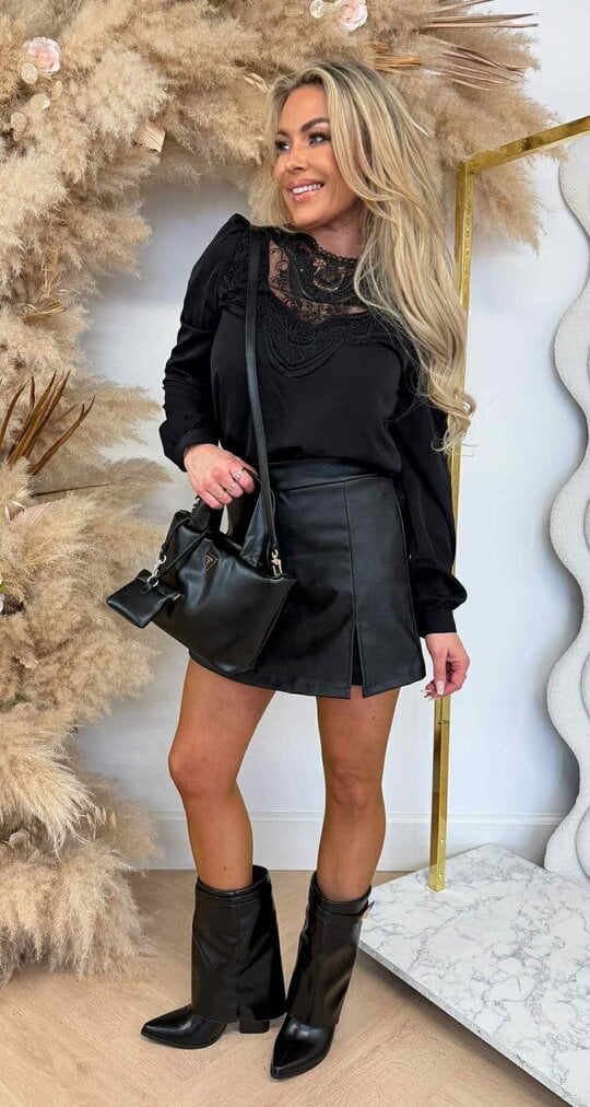 AMY LACE TOP 3425 BLACK