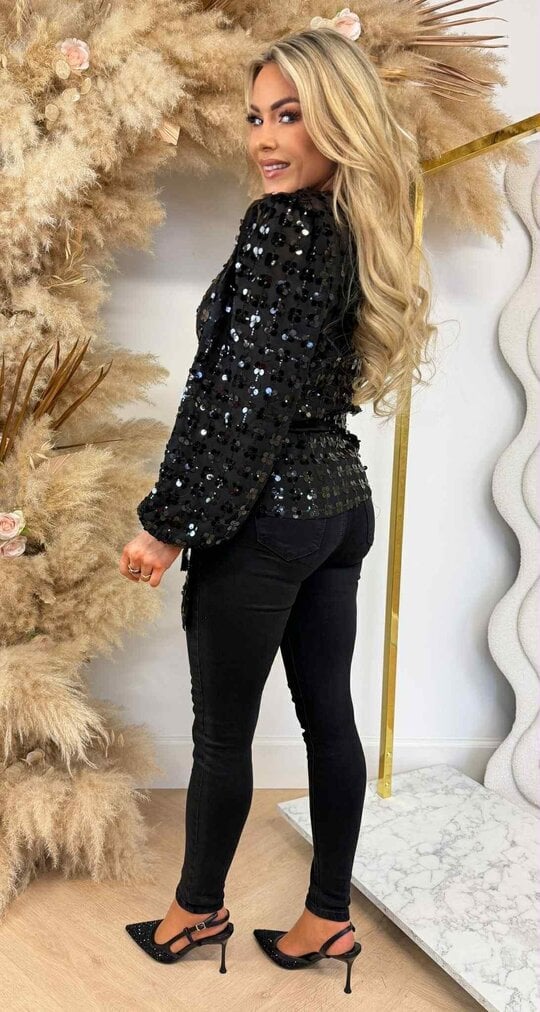 ALL OVER PAILLETTEN OMSLAG TOP 8866-3 BLACK ALL OVER PAILLETTEN OMSLAG TOP 8866-3 BLACK