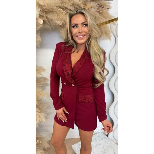 LACE CHIQUE PLAYSUIT BORDEAUX