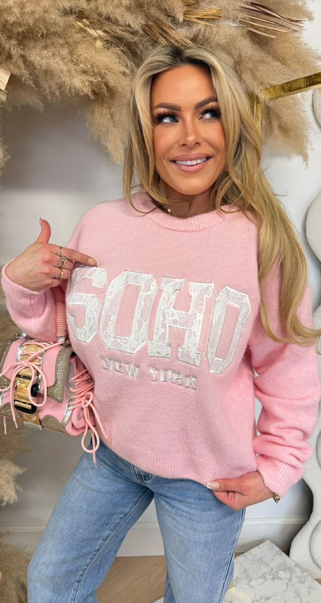 SOHO SOFT LACE TEKST SWEAT AM1000 BABYPINK