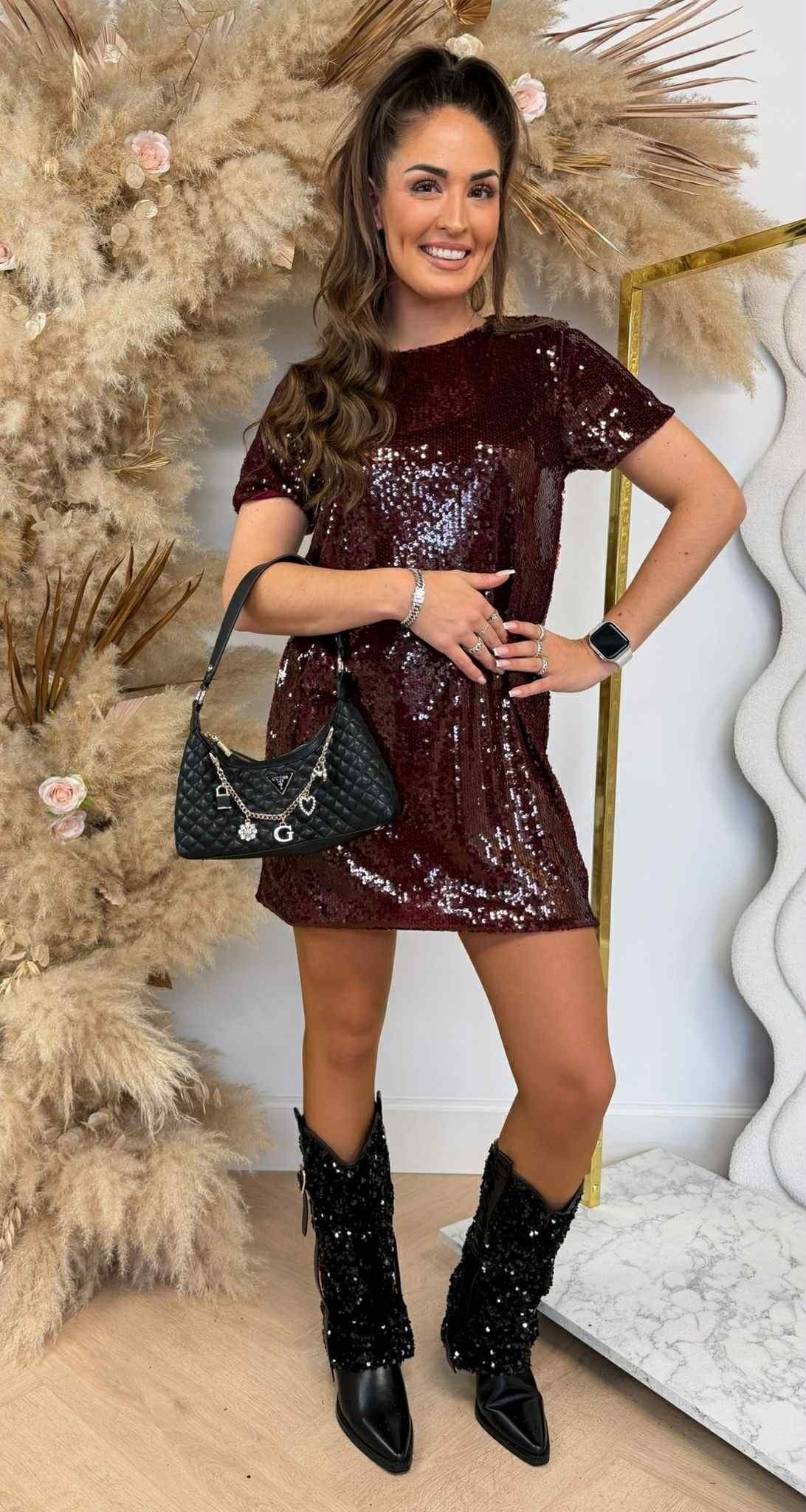 FLAWLESS PAILLET DRESS BORDEAUX