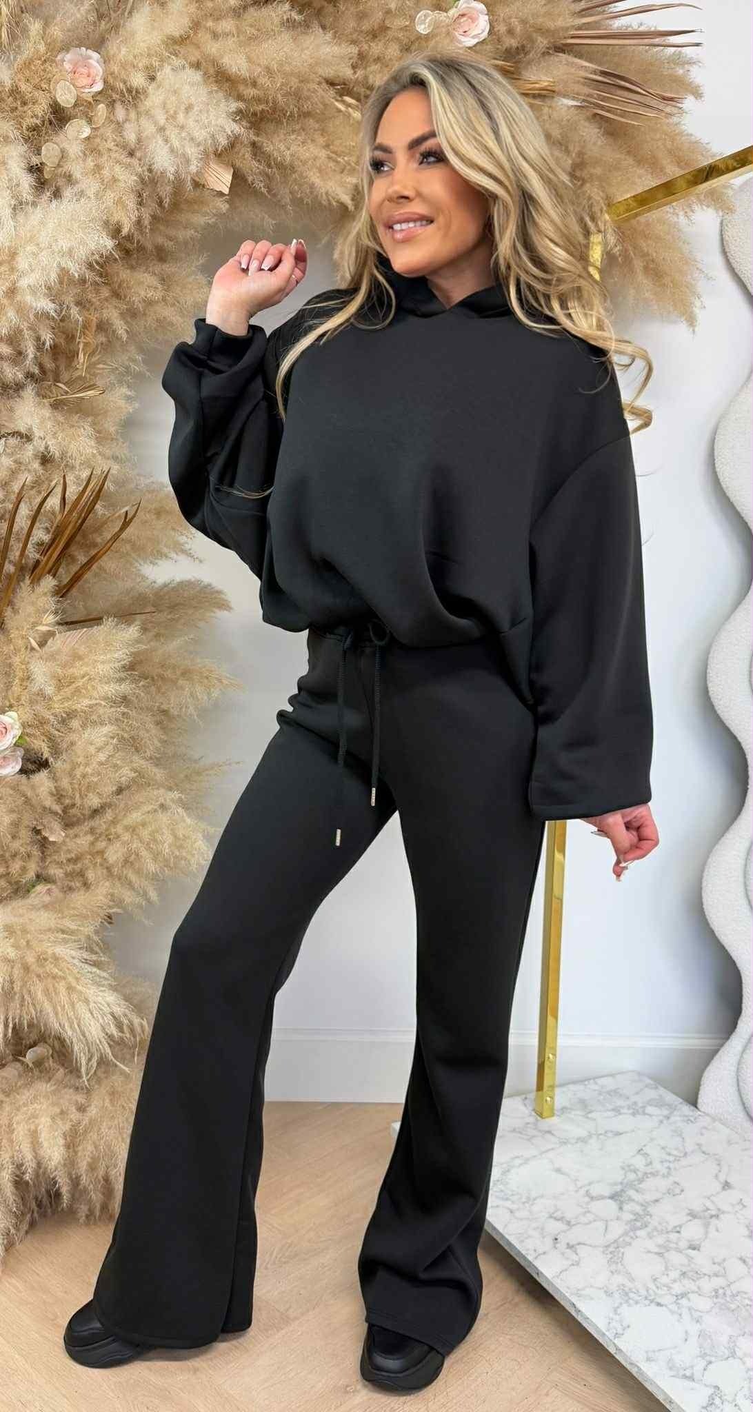 MUSTHAVE PUFFER FLARED SET BLACK