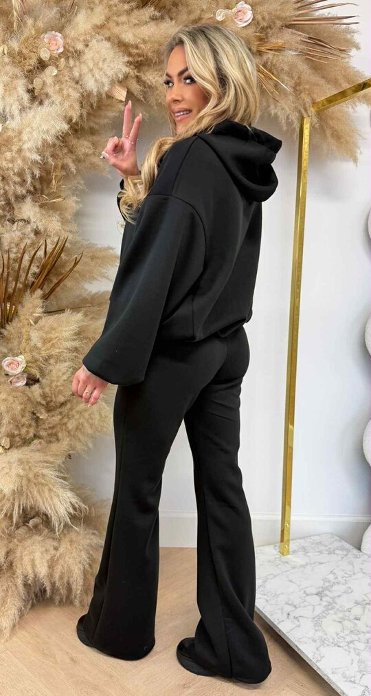 MUSTHAVE PUFFER FLARED SET BLACK