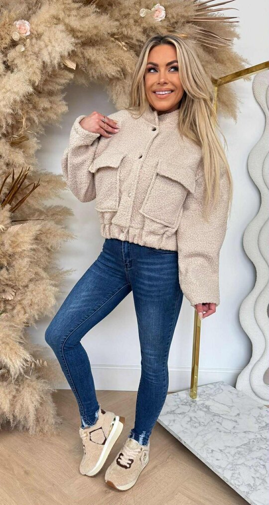 TEDDY BOMBER JACKET BEIGE TEDDY BOMBER JACKET BEIGE