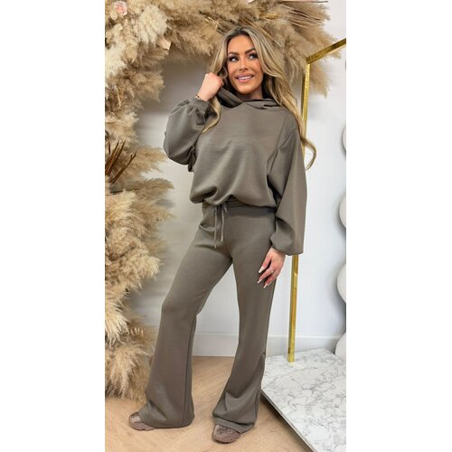 MUSTHAVE PUFFER FLARED SET TAUPE