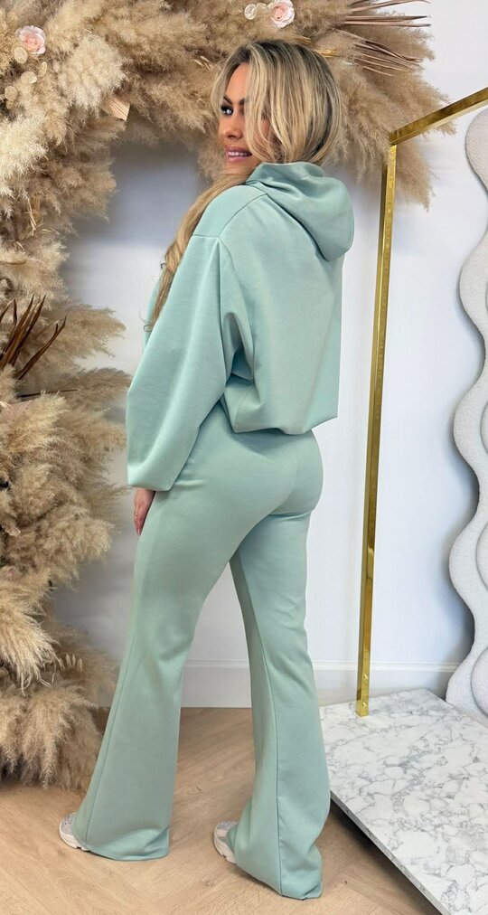 MUSTHAVE PUFFER FLARED SET MINT