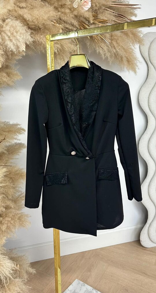 MILOU LACE CHIQUE PLAYSUIT BLACK/BLACK