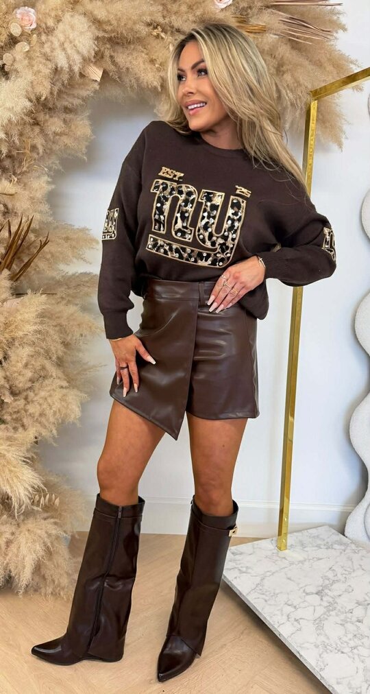 NY 25 LEO STUDDED SWEAT 965 CHOCO