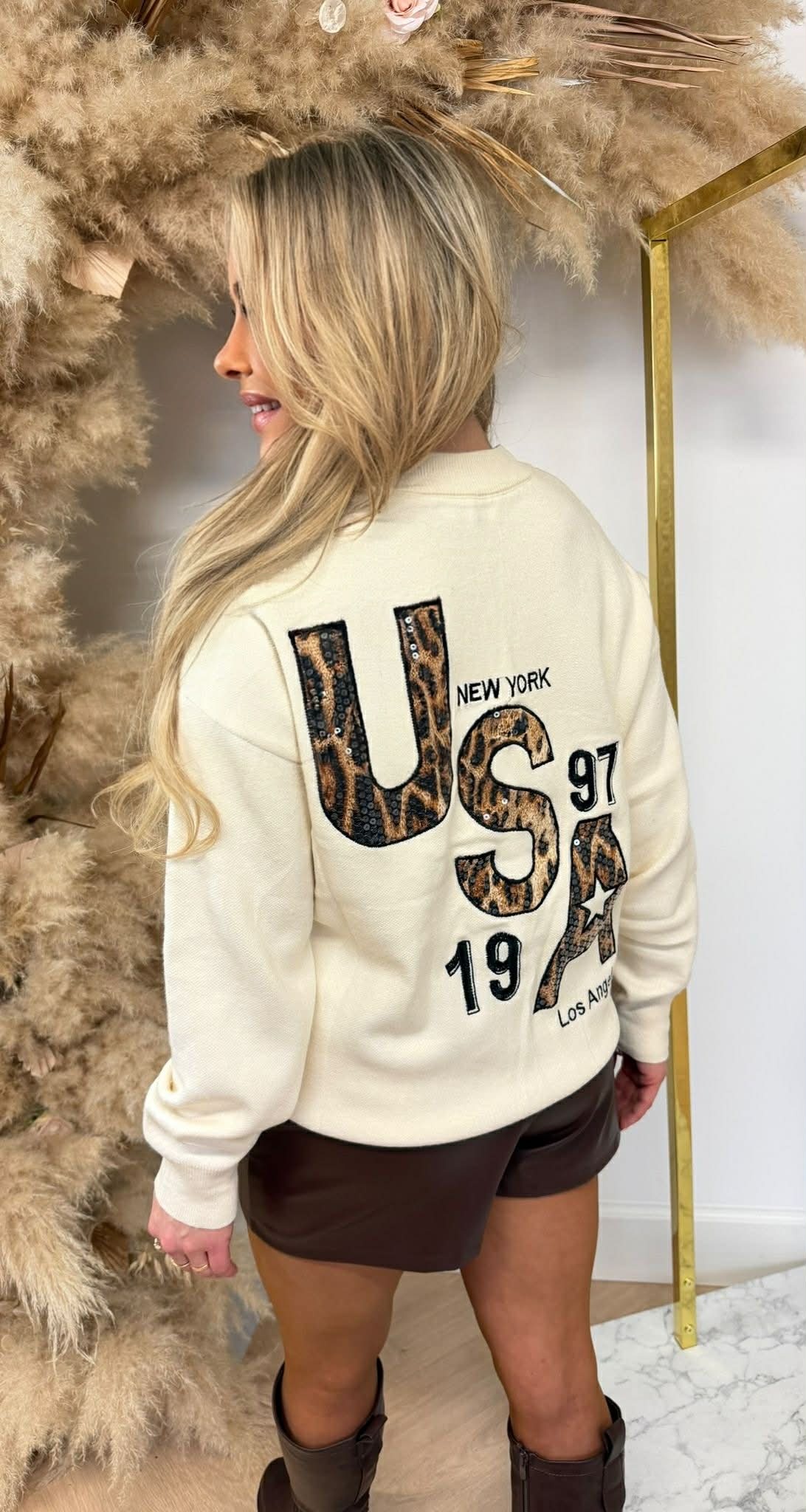 USA LEO/SEQUIN SWEAT 10422 BEIGE