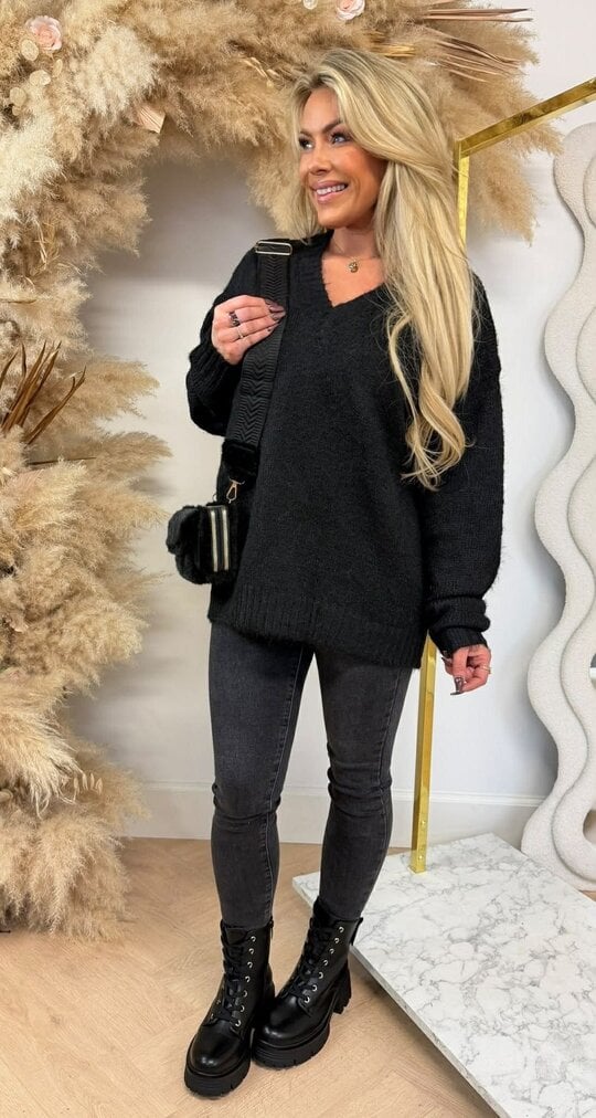 OVERSIZED BASIC V TRUI 08050 BLACK