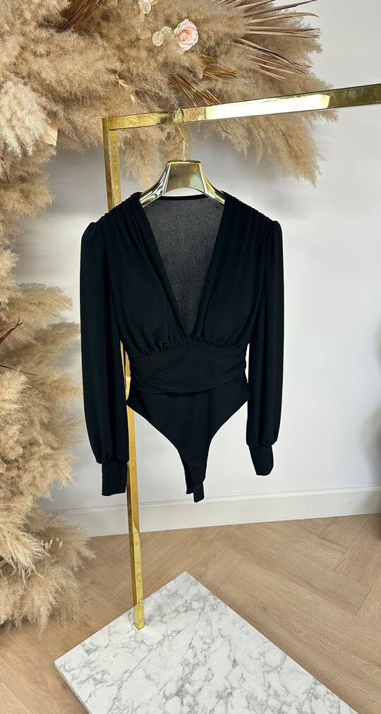 SMOCKED CUP BODY BLACK