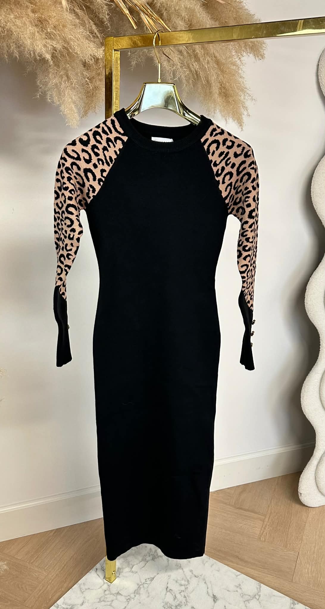 LEOPARD SLEEVE BUTTON DRESS 1080 BLACK