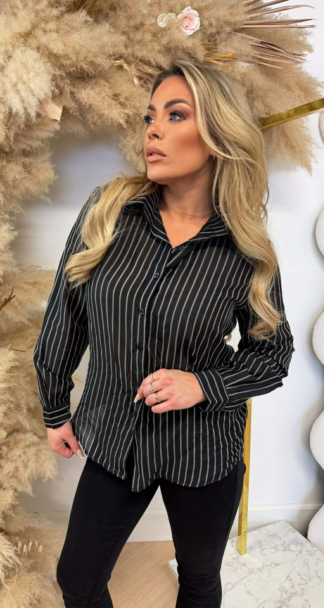 STRIPE KNOOP BLOUSE BLACK STRIPE KNOOP BLOUSE BLACK