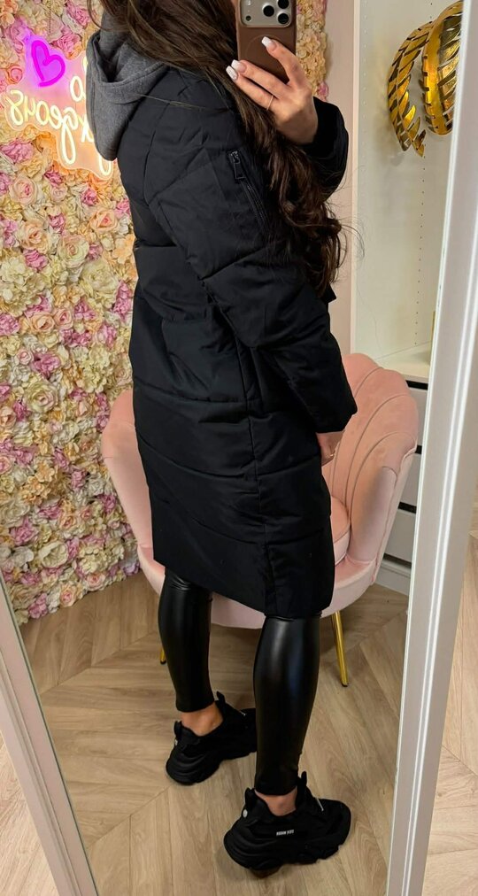 HOODIE WINTERJACKET 8235 BLACK HOODIE WINTERJACKET 8235 BLACK