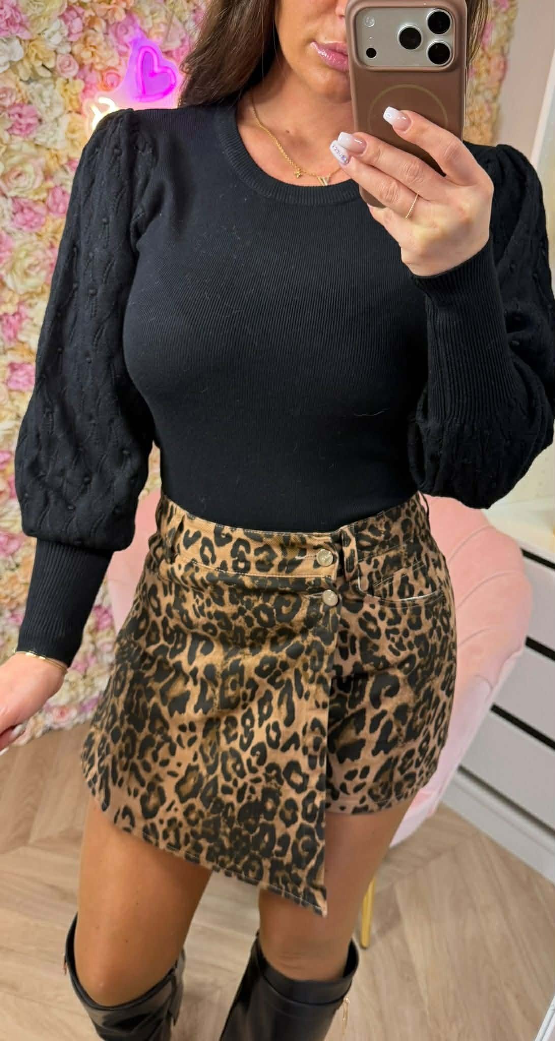 NENA SLEEVE PRINT TOP 9351 BLACK