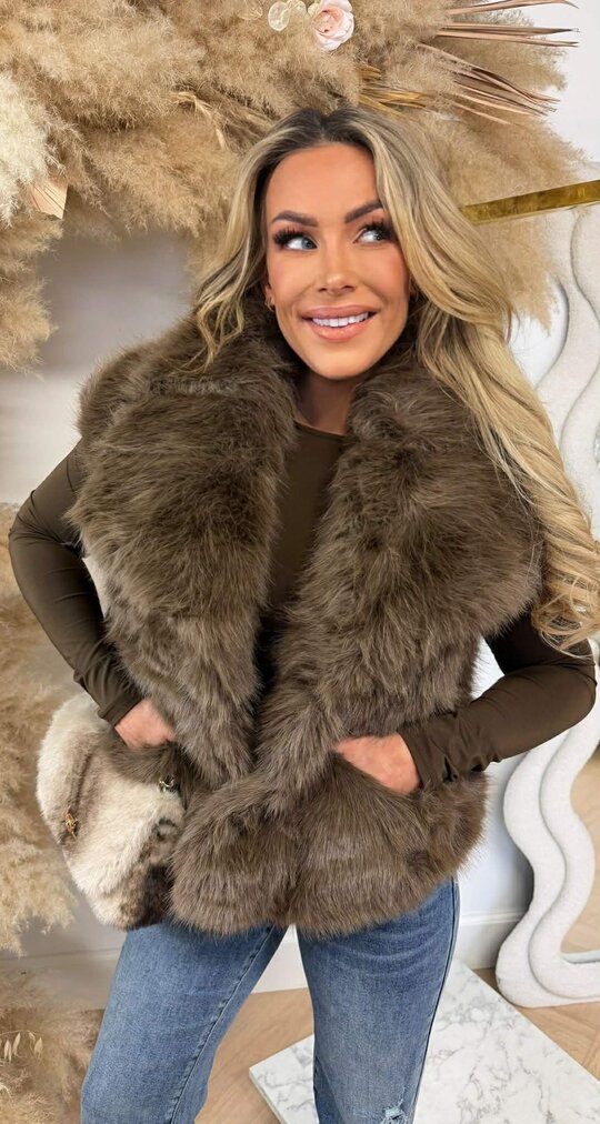 MUSTHAVE FAUX FUR GILET 1107 TAUPE MUSTHAVE FAUX FUR GILET 1107 TAUPE