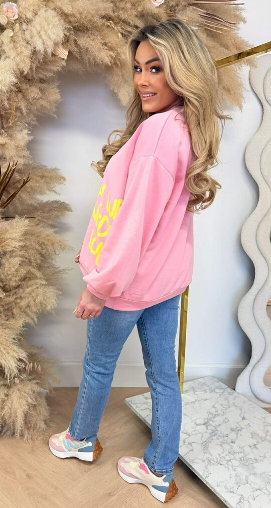 ALL WE NEED IS LOVE SWEAT PINK