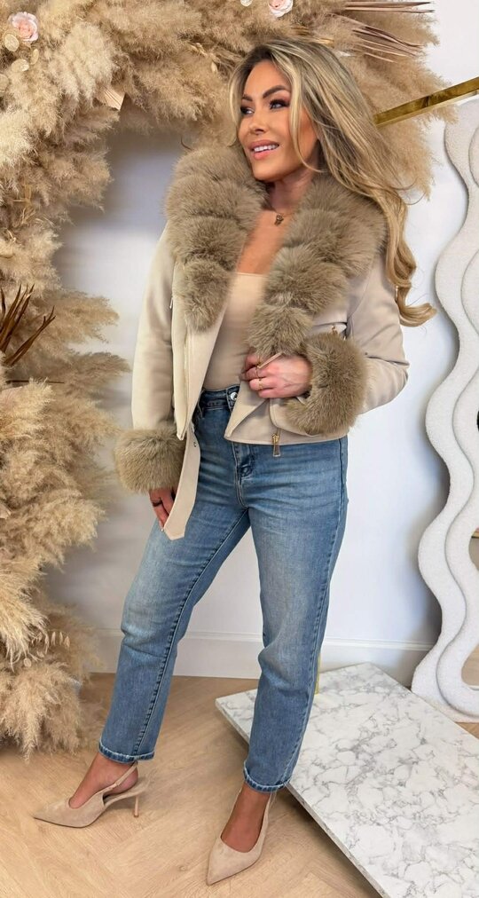 SHORT LEATHER LOOK FUR JACKET 56103 BEIGE SHORT LEATHER LOOK FUR JACKET 56103 BEIGE