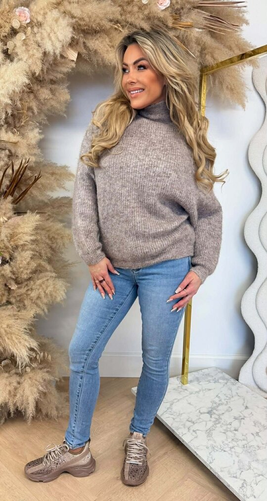 NEW COLLECTION SOFT KNIT TAUPE